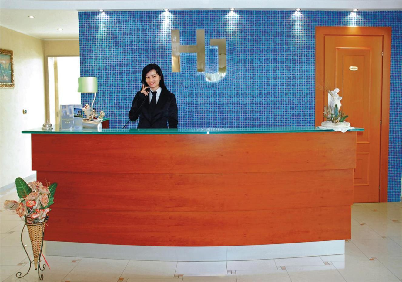 Hotel Jolly Modugno Exteriér fotografie